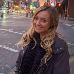 Meet your Posher, Elizabeth